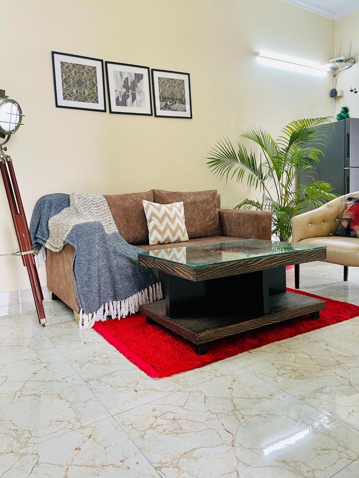 Olive Service Apartments - Golf Course Road Гургаон Экстерьер фото