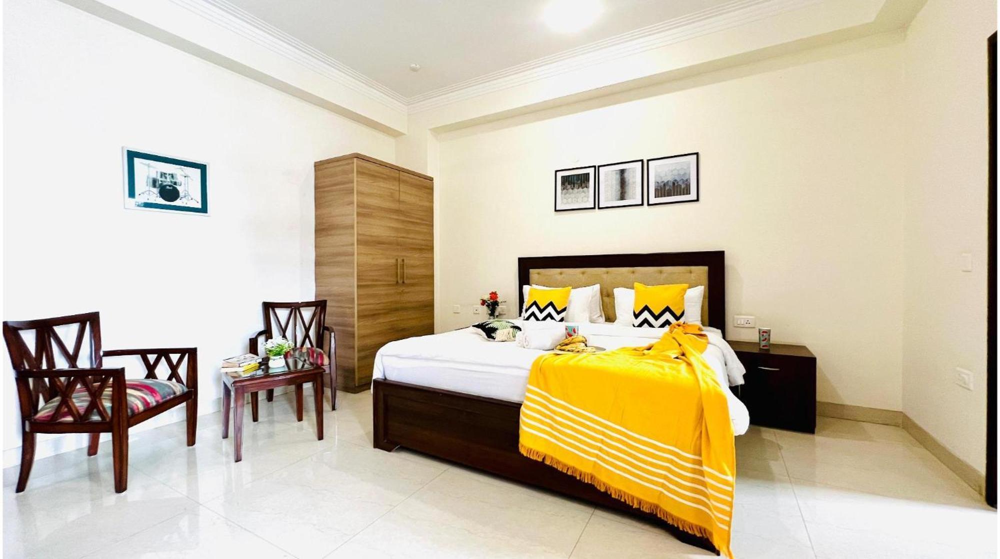 Olive Service Apartments - Golf Course Road Гургаон Экстерьер фото